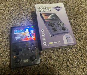 D-R35 Plus Gaming Handheld (Black)