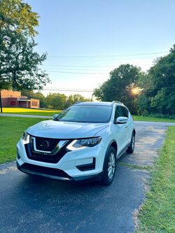 2018 Nissan Rogue - AWD - Clean title