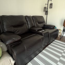 LEATHER LOVESEAT RECLINER COUCH