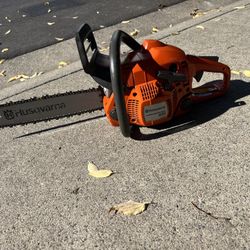 Husqvarna Chainsaw