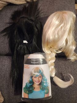 Read description: Bag of kid dress up things
