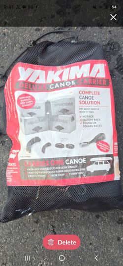 Canoe carrier