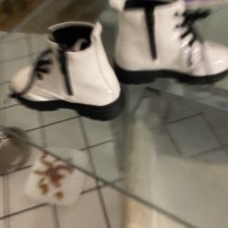 Size 7 Fairly New