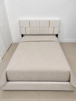 Queen bed