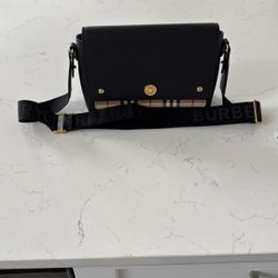 Burberry Purse With Matching Wallet