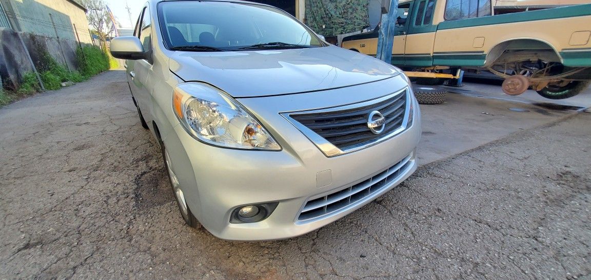 2012 Nissan Versa