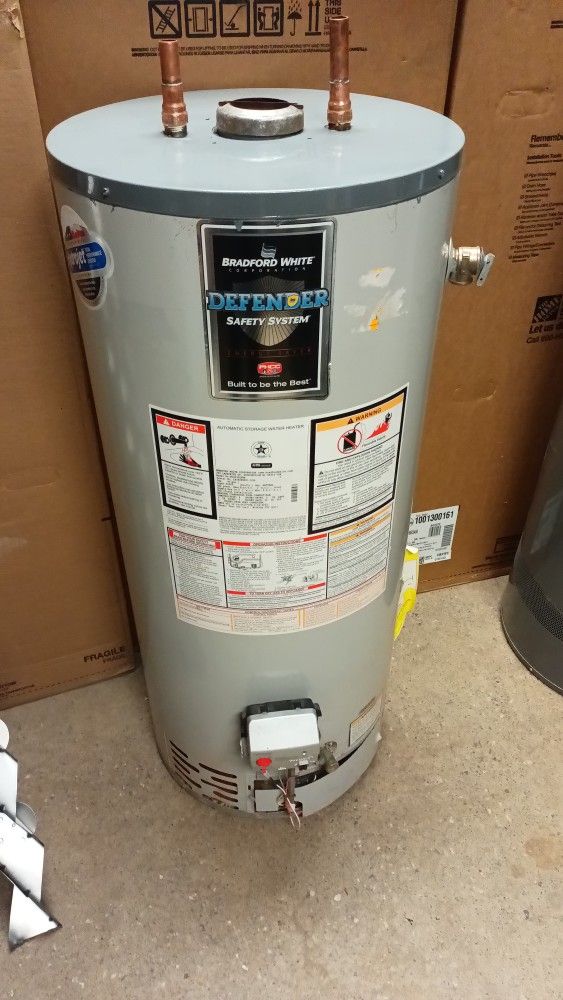 🔥🔥🔥 HOT WATER TANKS BRAND New Scratch And Dent Never Used Available Today