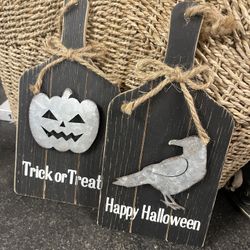 Halloween Sign Decoration