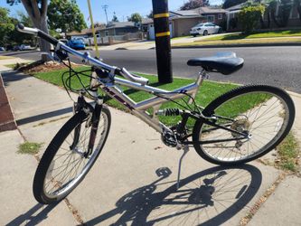 Mongoose mountain bike