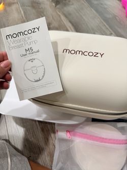 Momcozy wearable breast pump