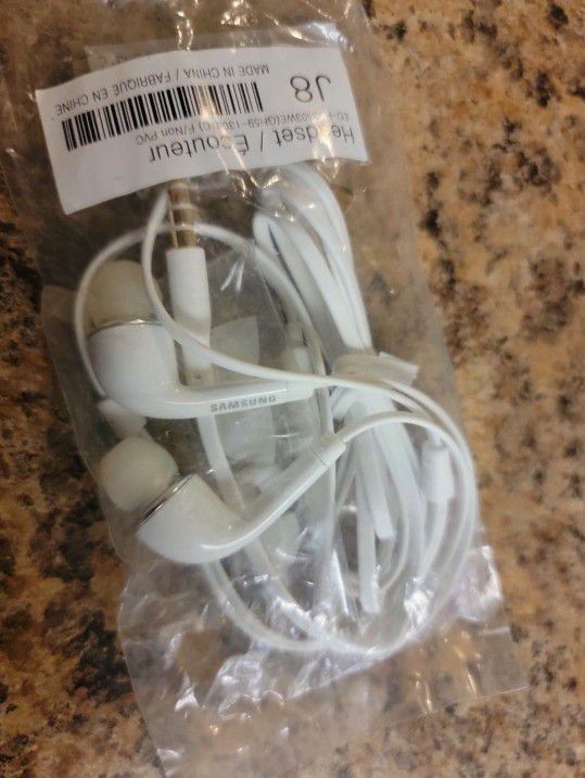 Samsung Headphones 
I Have Two 

Each 