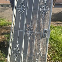Screen door left hand swing
