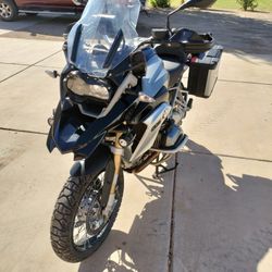 2015 BMW gs1200 8k miles