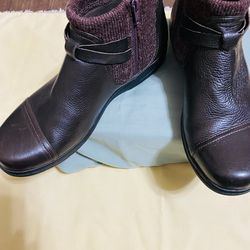 CLARKS Women’s  Cheyn Kisha Ankle  Boots Dark Brown Size 11