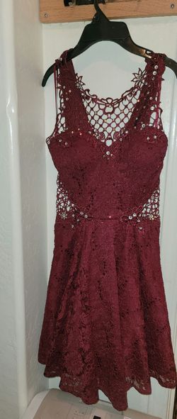 City Triangles Burgundy Lace Cocktail Dress Size 0