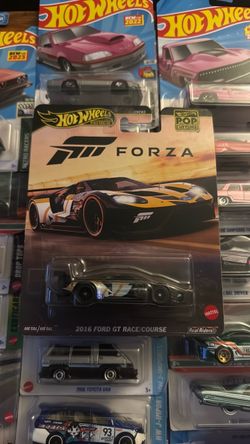 HOT WHEELS PREMIUM FORZA 2016 FORD GT RACE COURSE