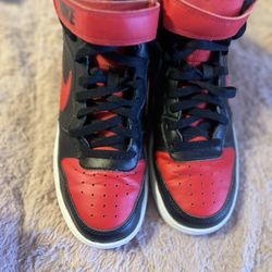Nike Sneakers 