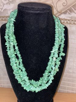 Multi-strand turquoise chip necklace