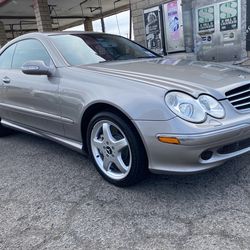 2004 Mercedes-Benz CLK-Class
