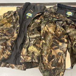 Cabela’s Insulated Hunting Jacket & Pants & Gloves., Like New,  Size XL