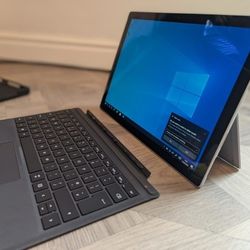 Microsoft Surface Pro 5  i7