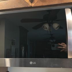 Free Black Stainless Steel Microwave ( Needs Part)