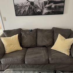 Couch & loveseat