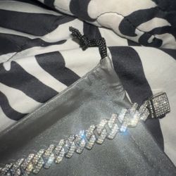 moisinite bracelet 