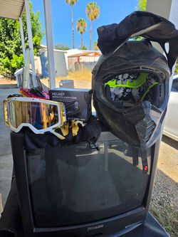 Helmet and heat wave goggles