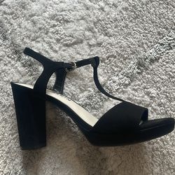 Anne Klein heels