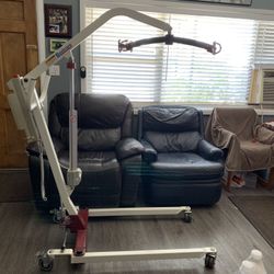 Lumex electric hoyer lift