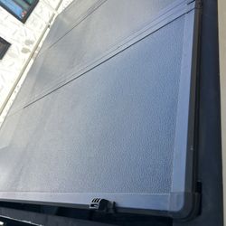 Tonneau Cover Hard Folding Bed Cover 