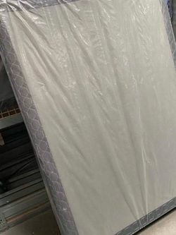 Boxspring Queen