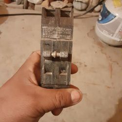 Breaker 30 Amp