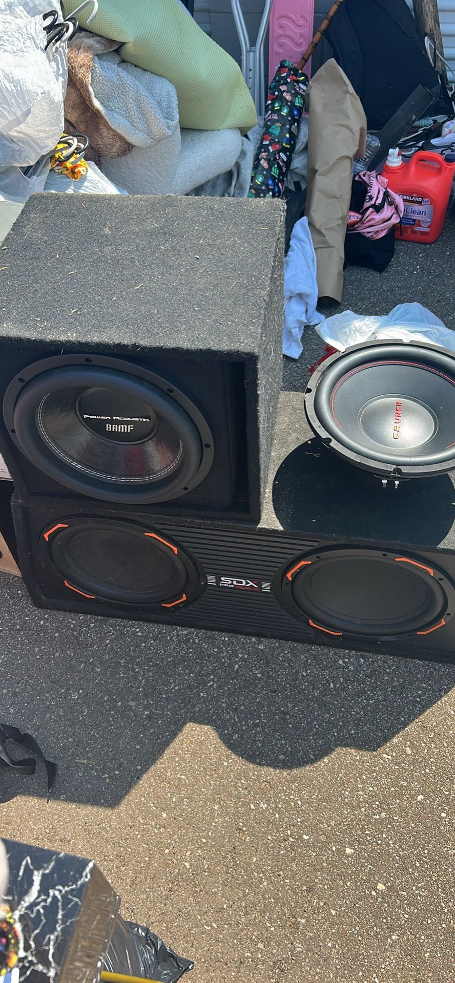 SPEAKERS AND SUBWOOFERS