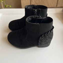 Toddler Girl Black Boots (size 8T)