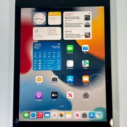 Apple iPad 6th Gen 32GB WiFi 9.7” Fully Functional-Compatible with Apple Pencil Gen 1