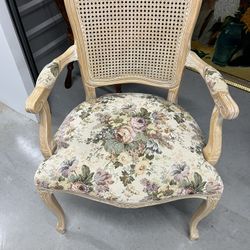 Living Room Or Desk Chair