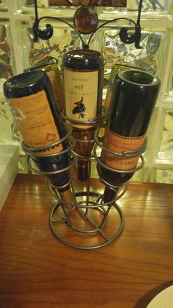 Wine rack for 5 bottles