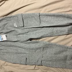 NEW Men’s Nike sweatpants Size Medium 
