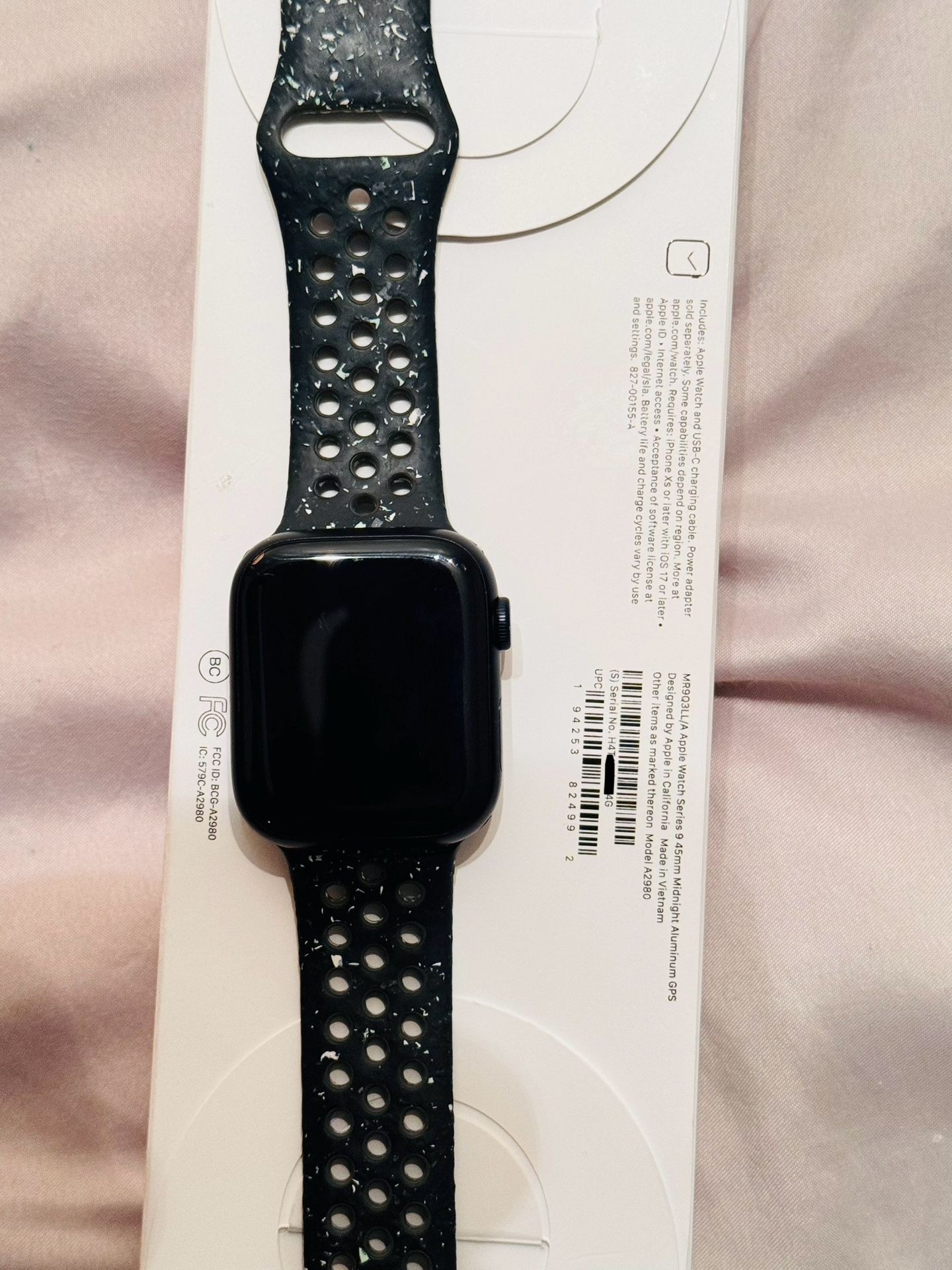 Apple Watch series 9 45mm midnight aluminum gps