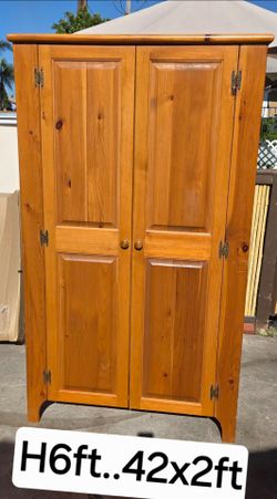 Solid Wood Wardrobe with 2 Doors
