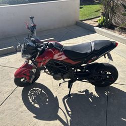 2023 Benelli TNT 135 Red - 2929 Miles - Cosmetic Damage - Lien 