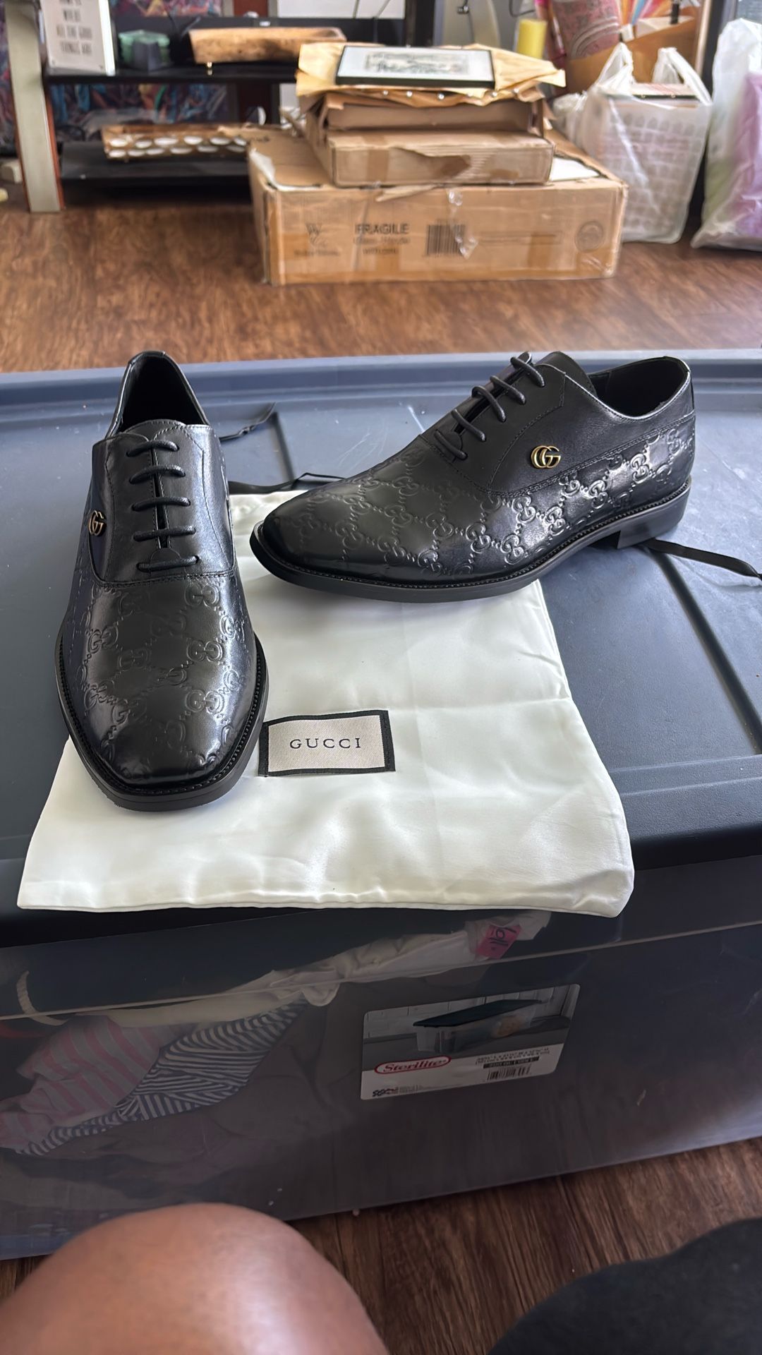 Gucci Men’s Black Leather Shoes