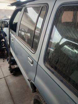 96 for explor xlt v8 all wheel drive parts