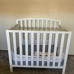 Mini Crib