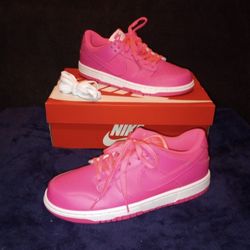 New Nike Dunk Low Hyper Pink Womens size 8