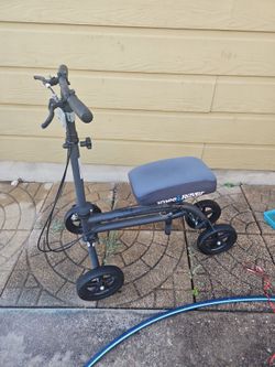 KneeRover Knee Scooter Walker