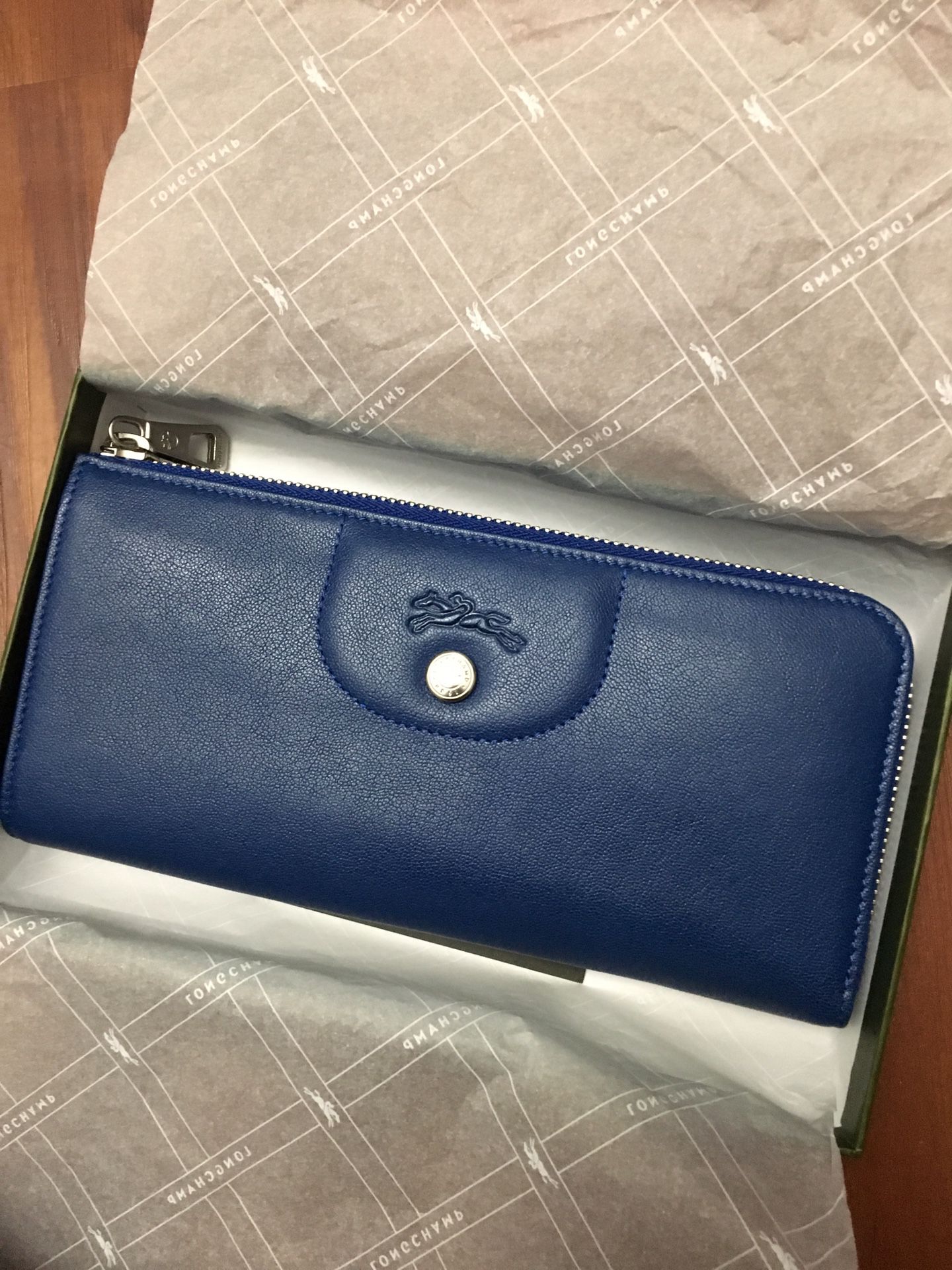 Brand new Longchamp wallet