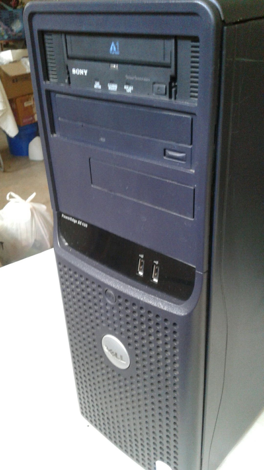 Pre-owned Dell desk top computer